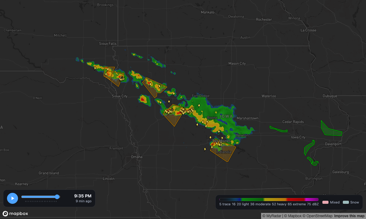 Warning polygons and lightning strikes over a line of storms